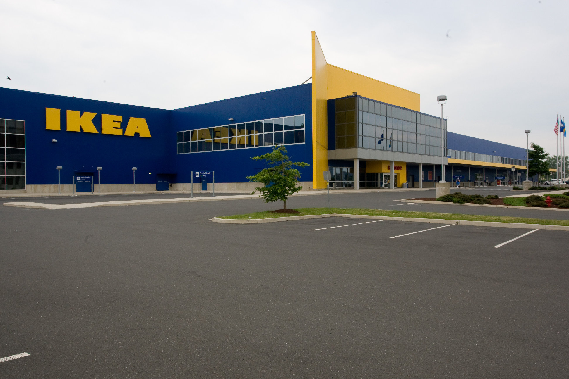 ikea02.jpg